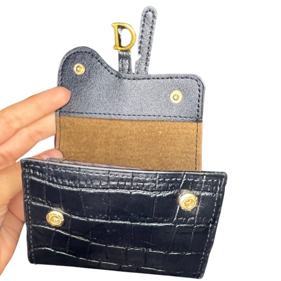 Alligator Embossed D Accordion Card Wallet - Picture 4 of 6